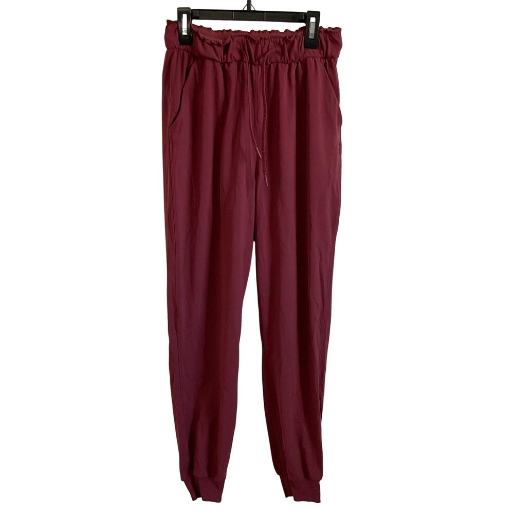 Lululemon XS Women’s Stretch High Rise‎ Mulled Wine Joggers Holiday Athleisure